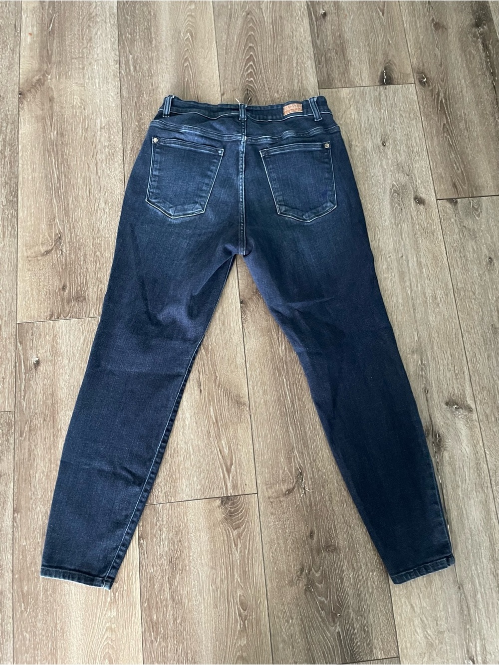 Judy Blue Skinny Fit Dark Wash Jean Size 14 - Picture 3 of 8